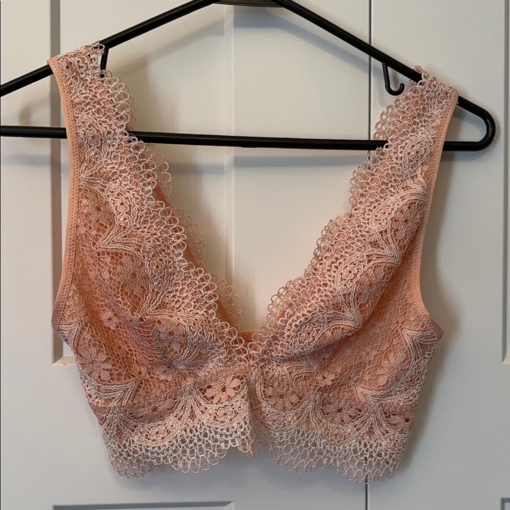 Victoria's Secret Lace Bralette in Blush Pink